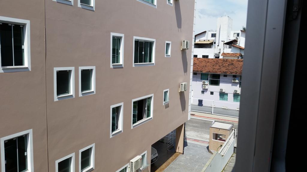 Апартаменты Apartamento Residencial Messina Флорианополис Экстерьер фото